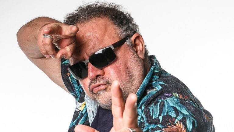 Leo Jaime comemora 40 anos de carreira no Qualistage, dia 21 de outubro