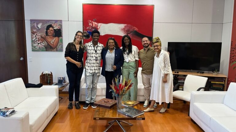 AfroReggae Apresenta Inovações em Reunião com a Ministra da Cultura