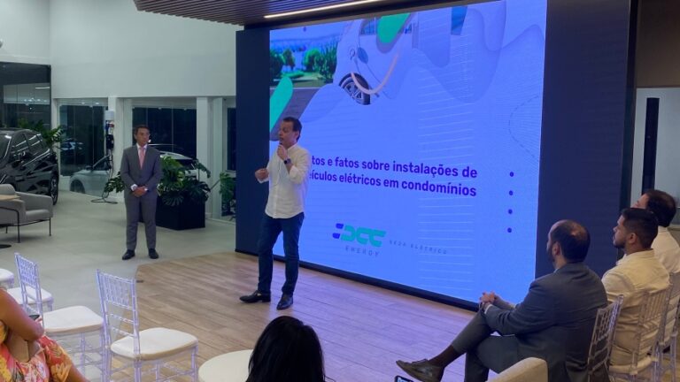 BYD Carmais promove palestra sobre instalações de veículos elétricos