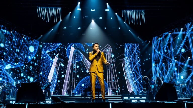 Maurício Manieri apresenta turnê de lançamento do seu novo DVD “Romantic Classics” Dia 9 de dezembro, no Qualistage