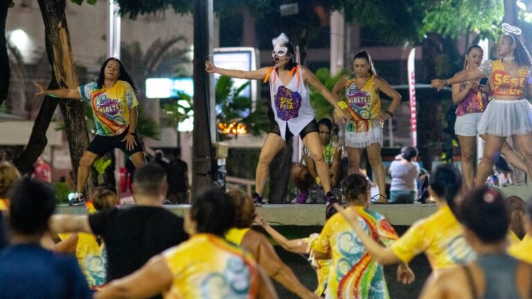 Mantenha o pique no Carnaval: 5 dicas para não perder o ritmo na academia