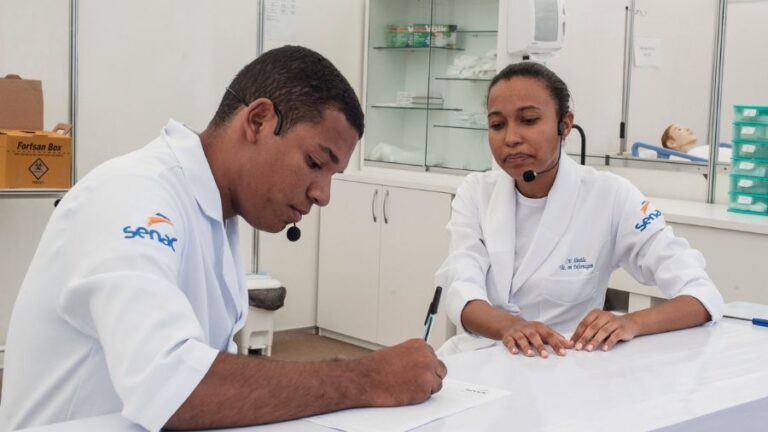 Técnico em Enfermagem no Senac é caminho Rápido para carreira promissora na saúde
