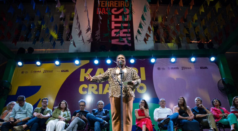 Margareth Menezes, atual ministra da Cultura, participa do lançamento do Programa Kariri Criativo. Uma parceria entre o Ministério da Cultura e o Governo do Ceará.