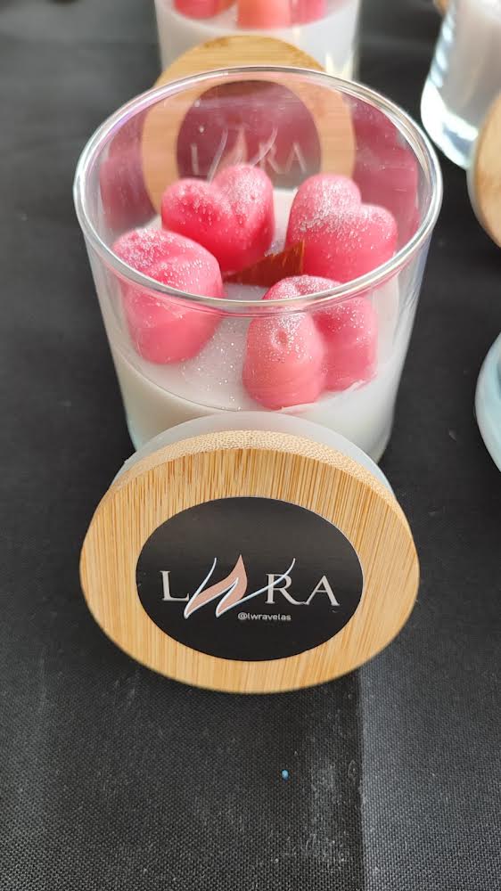 Pensando em contribuir para um clima mais intimista e de relax a dois, a LWRA, marca de velas de Bia Merched está com uma edição especial para o Dia dos Namorados. 