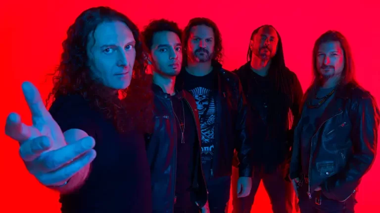 Angra e ídolos da música brasileira preparam apresentação acústica histórica