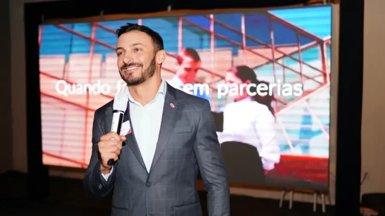 Cleiton Benízio Participa como Palestrante na Exponetwork 2024