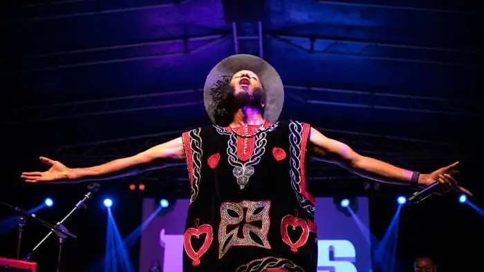 Fantastic Negrito vem ao Brasil pela terceira vez para realizar único show no Cine Joia