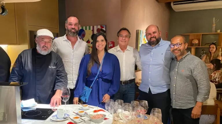 Natália Coelho e Evviva promovem jantar exclusivo na Cozinha Dom Amaro durante a Mostra CASAS CONCEITO 2024