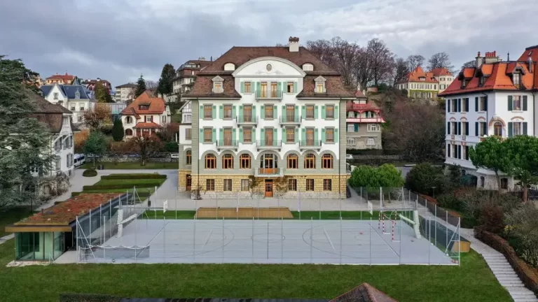 Hola International fecha parceria com “boarding school” da Suíça para programa de mini High School