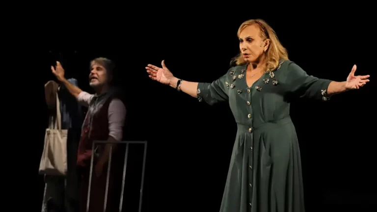 O ESPETÁCULO ‘NINGUÉM DIRÁ QUE É TARDE DEMAIS’, PROTAGONIZADO POR ARLETE SALLES E EDWIN LUISI, CHEGA A FORTALEZA