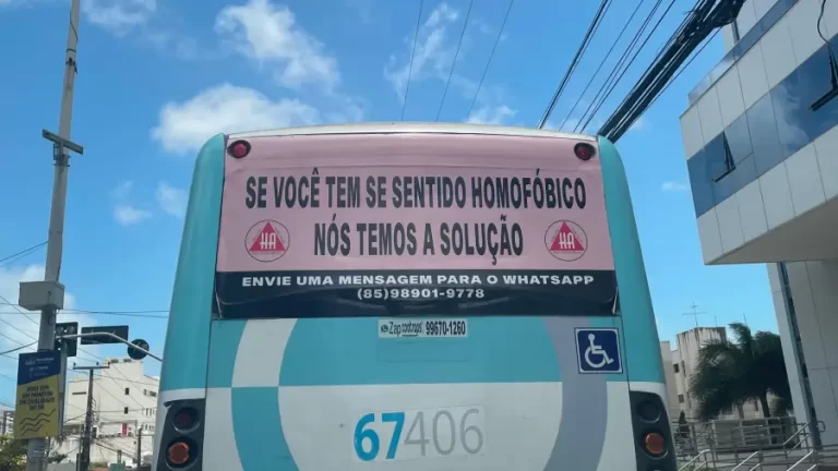 Última performance da “Clínica de Reabilitação para Homofóbicos” acontece nesta quinta-feira (31) na Beira-Mar
