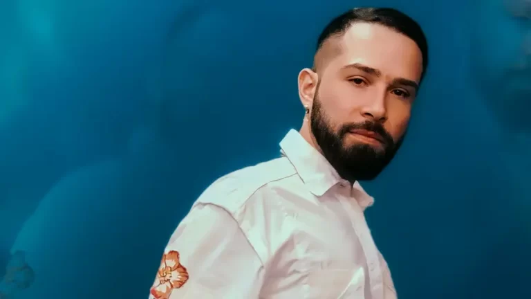 Bruno DLX: Produtor Cultural e Conector de Arte no Ceará