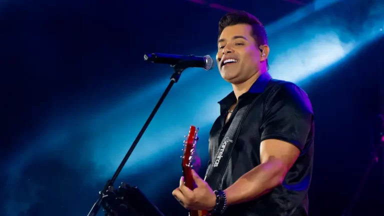 Kiko Chicabana celebra carreira com a gravação do DVD “Nostalgia” em Fortaleza