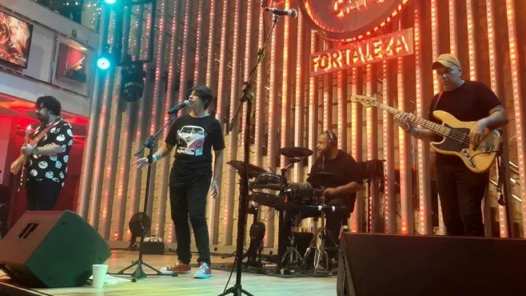 Show da banda Jardim Suspenso e comemoração do aniversário de Marcos Melo agitam o  Boteco do Marcão