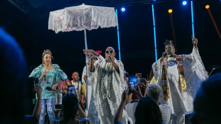 CAIXA CULTURAL FORTALEZA APRESENTA MARCIA CASTRO EM “RODA DE SAMBA REGGAE”