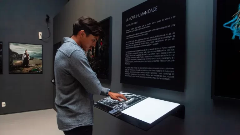 EXPOSIÇÃO: “O AMANHÃ NÃO EXISTE”, DO FOTÓGRAFO FRANCÊS DENIS ROUVRE, ESTÁ EM CARTAZ NA CAIXA CULTURAL FORTALEZA