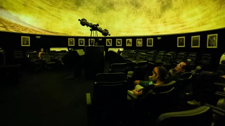 Planetário Rubens de Azevedo promove palestra de ex-engenheiro da NASA