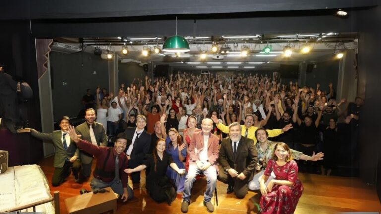 Sucesso de público leva “O Beijo no Asfalto” a nova apresentação em Fortaleza, dia 14/6