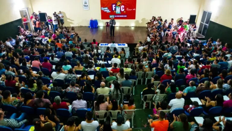 Sesc Ceará realiza Festival de Humor Cearense em Icó e Iguatu