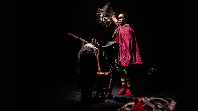 Grupo Teatro Violetas apresenta peça sobre resistência feminina em zonas rurais do Ceará