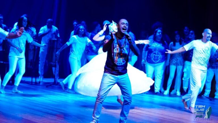 Sandro Luiz comemora uma década de música com gravação ao vivo no Qualistage