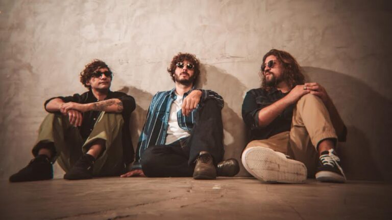 Cor dos Olhos estreia álbum com show no Dragão do Mar em Fortaleza