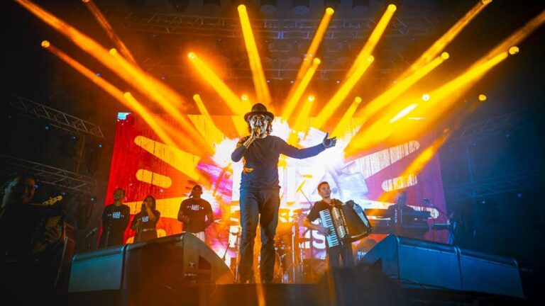 Sesc Musical recebe Luiz Fidelis em show no dia 13 de setembro