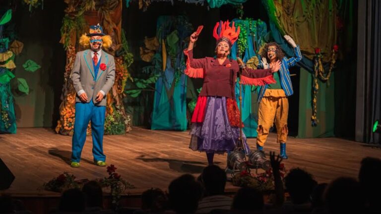 “Floresta dos Mistérios” encerra temporada neste domingo na CAIXA Cultural Fortaleza