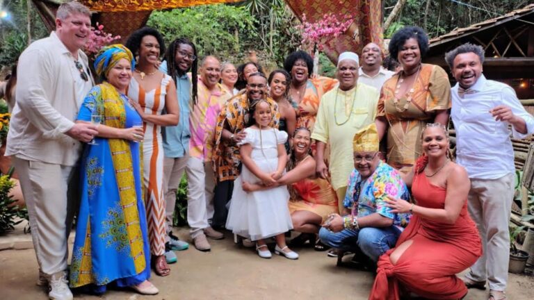 Casamento de Yamim Lobo e Roberto Jr. marca história no Quilombo do Grotão