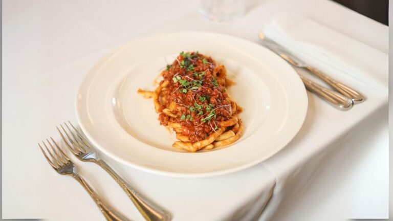 Giro d’Italia destaca culinária da Toscana neste domingo no DOC Trattoria