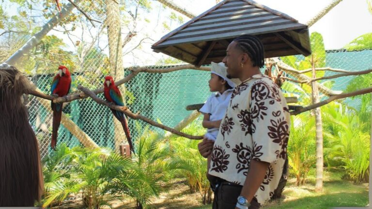 Ex-BBB Paulo André celebra 27 anos e os 4 do filho em viagem ao Ceará