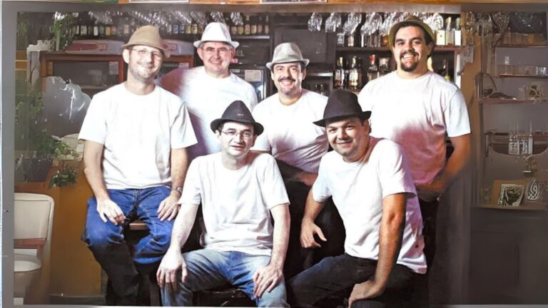Música brasileira, samba e MPB marcam a programação do Cantinho do Frango