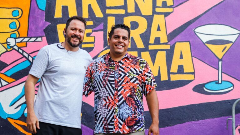 Plugg Artistic celebra 10 anos como referência em soluções sonoras e agenciamento no Ceará