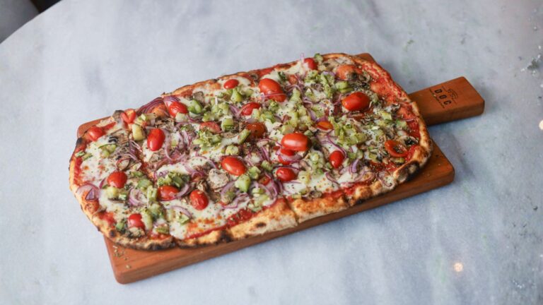 DOC Pizza Artigianale & Cucina apresenta formato familiar de pizza