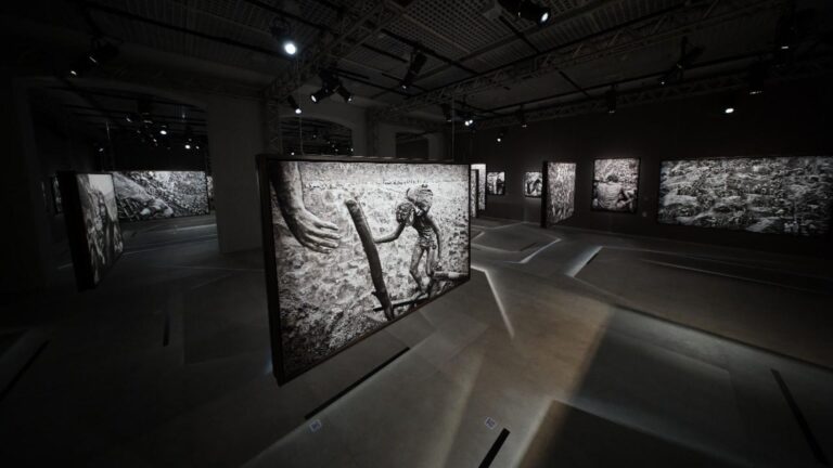 Exposição “Gold”, de Sebastião Salgado, encerra temporada no domingo em Fortaleza