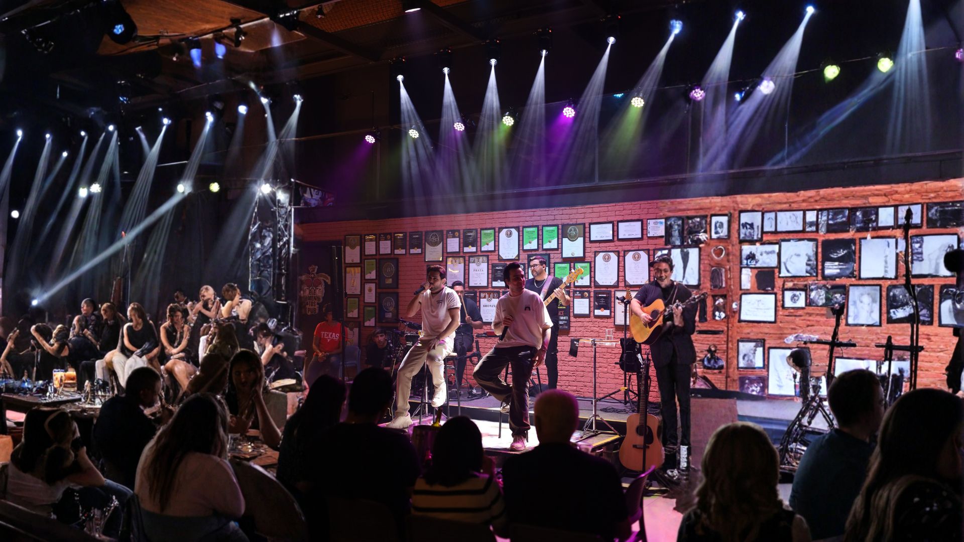 Quinta-feira da Turatti Varjota tem country e sertanejo no The Singleton