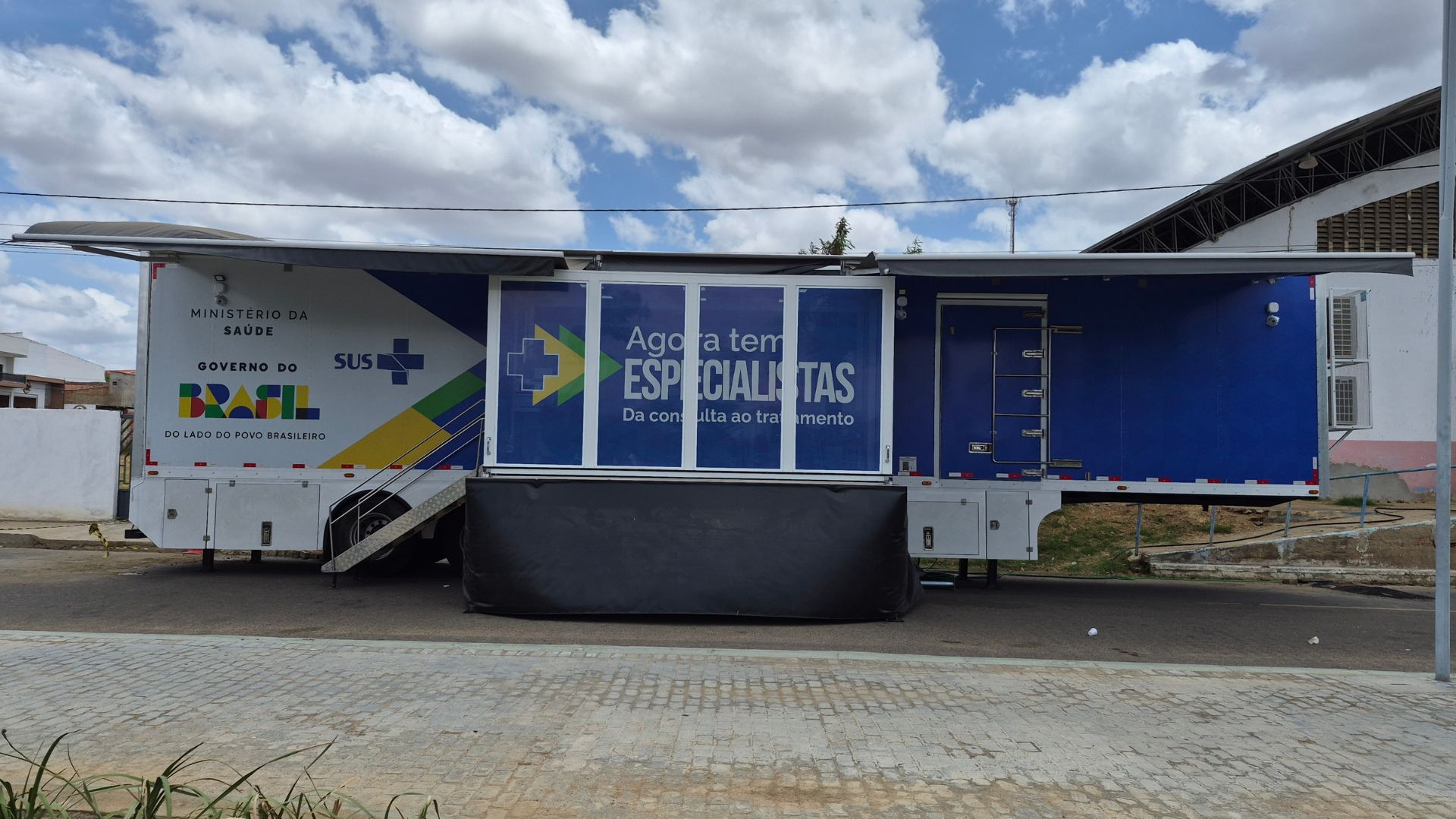 Ministério da Saúde leva carretas do Agora Tem Especialistas a Mauriti e Tauá