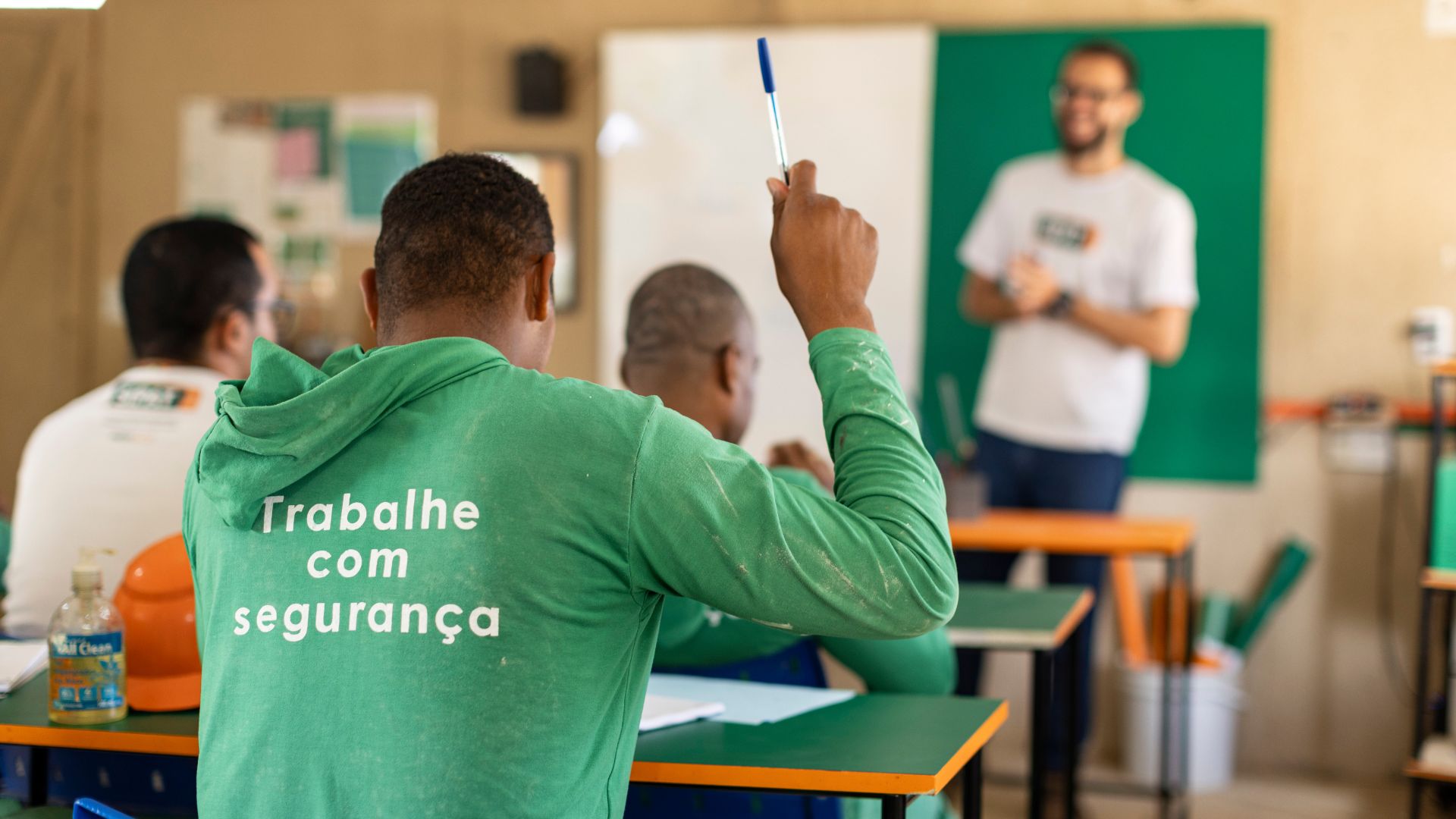 Escola Nota 10 gera retorno social de R$ 13,63 por real investido, aponta MRV