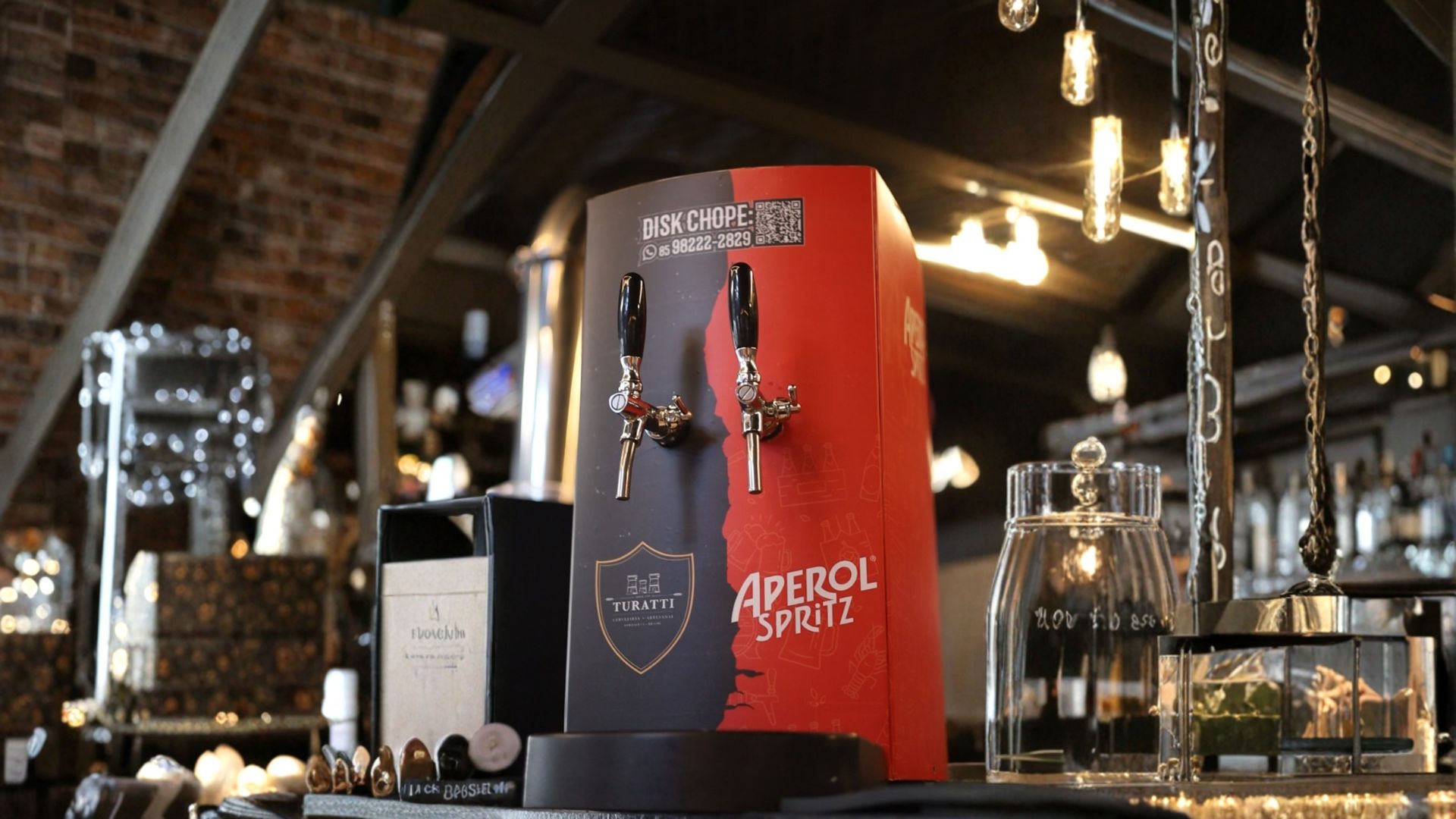 Chopeira dupla da Turatti une chope artesanal e Aperol Spritz em um só serviço