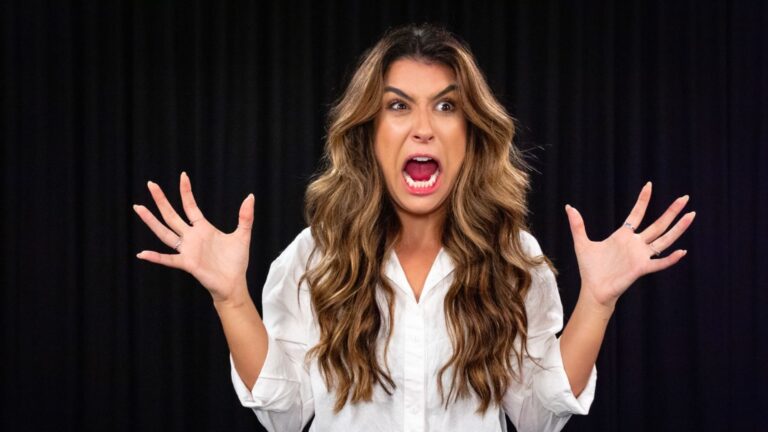 Humor Contra-Ataca recebe Luana Zucoloto e Jeffinho Farias no Qualistage