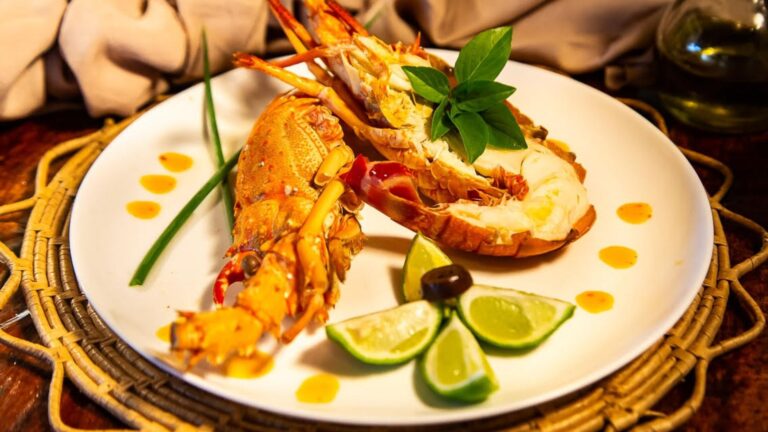 Festival da Lagosta movimenta Icapuí com gastronomia e cultura