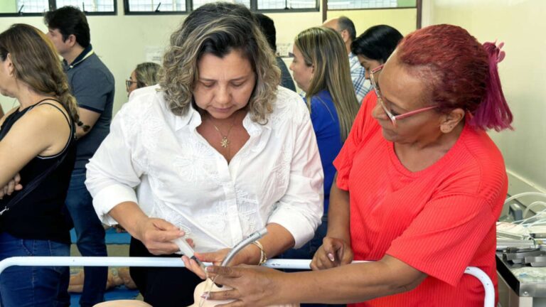 Enfermeiros das UPAs do Ceará participam de treinamento na ESP/CE
