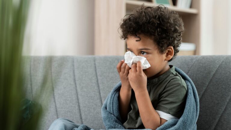Alta de casos respiratórios no Ceará exige atenção aos sintomas infantis