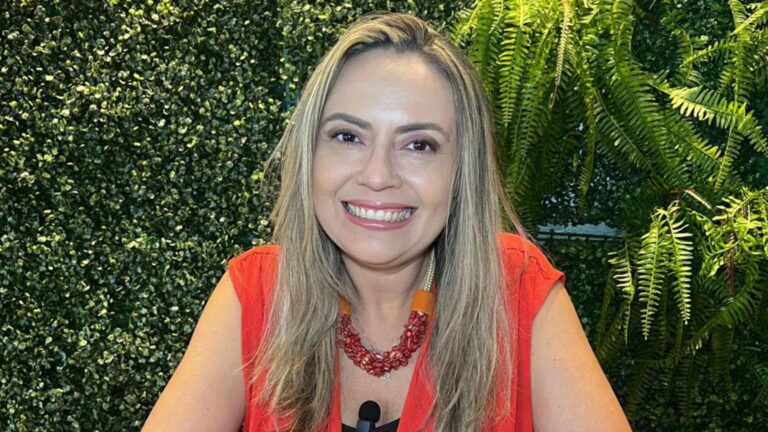 Mônika Vieira promove jantar sobre marca pessoal e propósito em Fortaleza