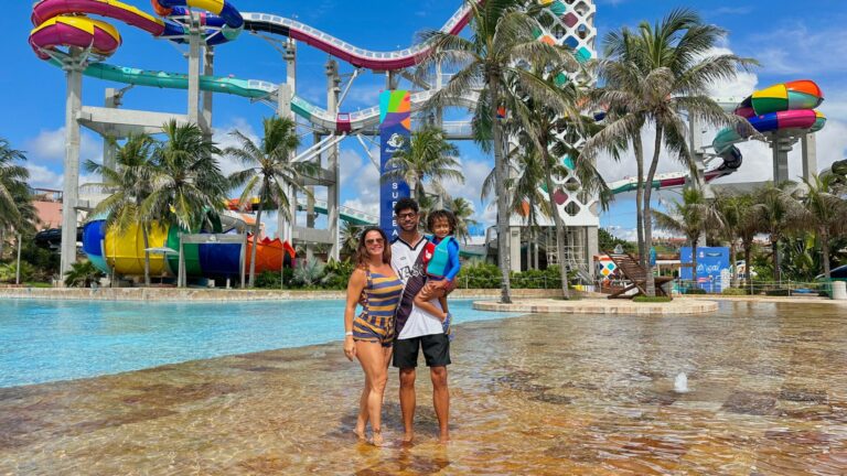 Viviane Araújo viaja com família e amigos para aproveitar férias no Ceará