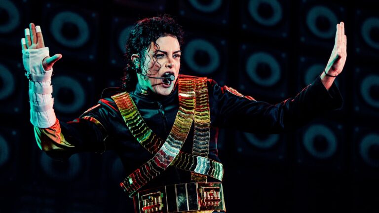 Rodrigo Teaser abre terceira sessão do Tributo ao Rei do Pop após ingressos esgotados